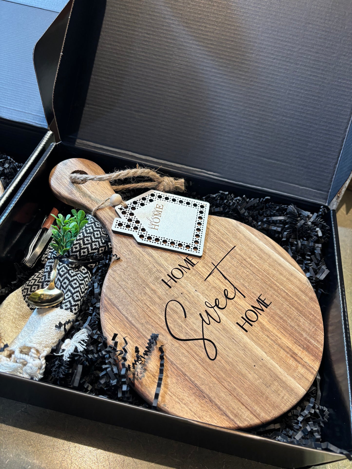 Home Sweet Home Gift Box