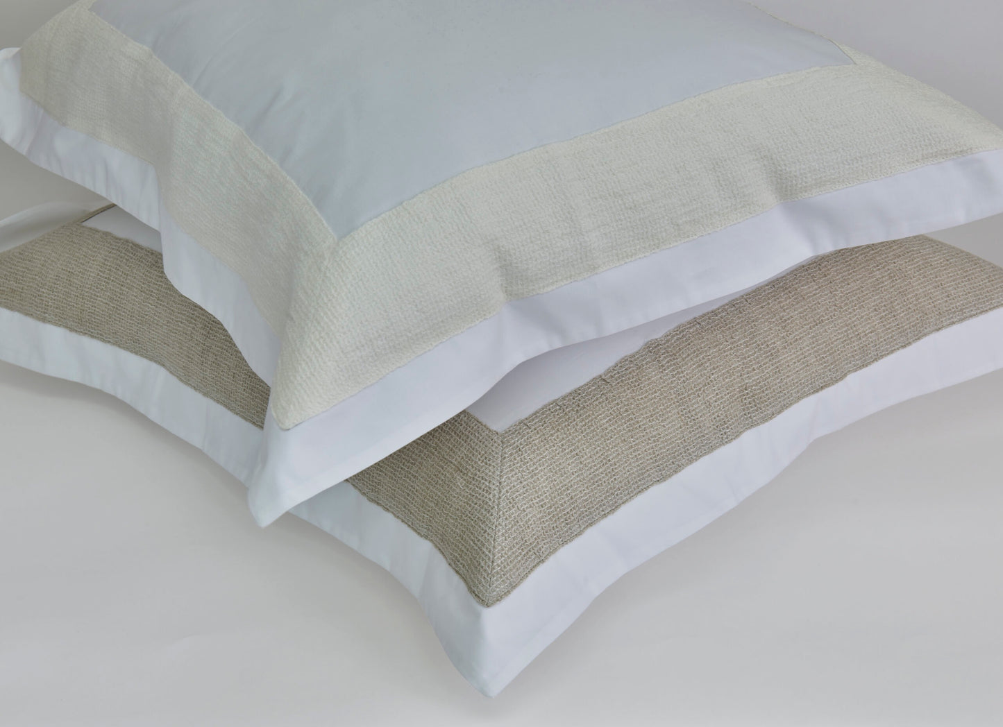 Arlesienne Sand. Sham Whp. Natural/Linen