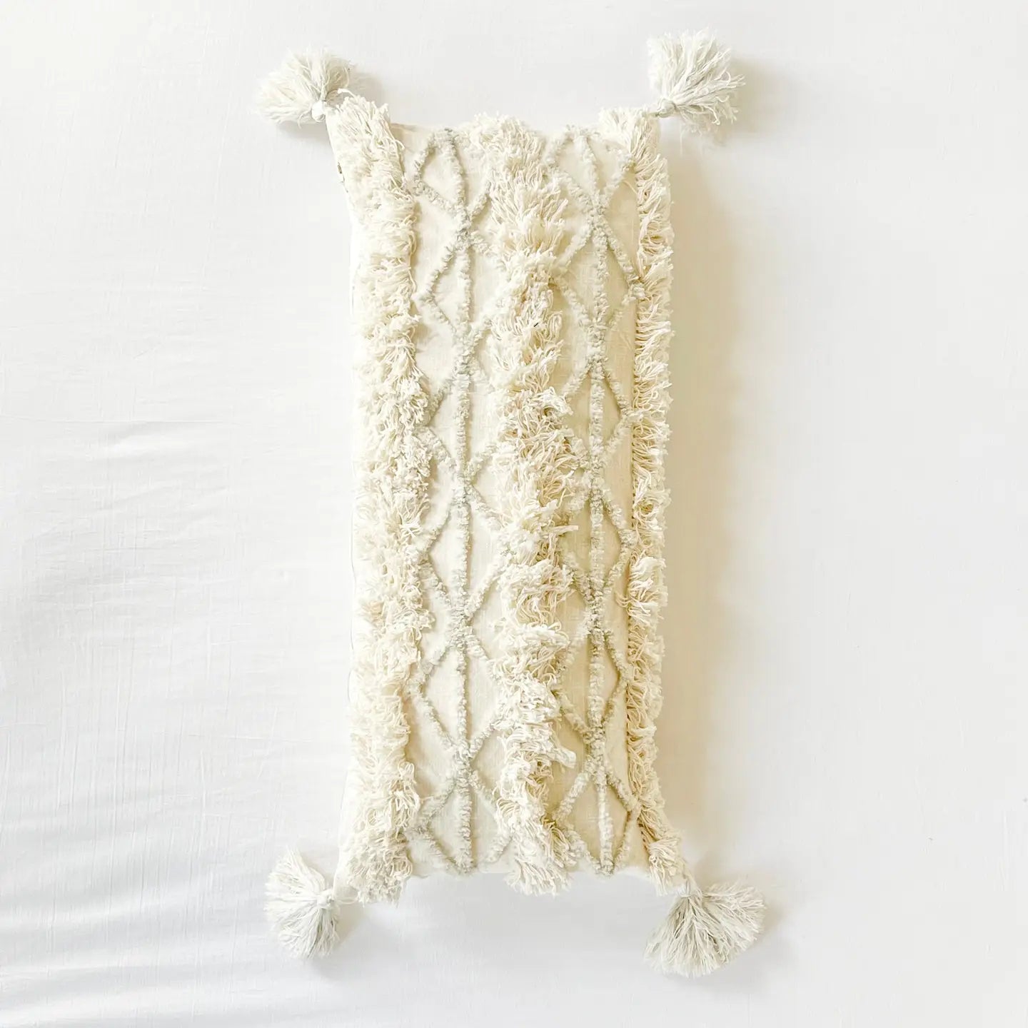 Oyster Sea Diamond Stripe Tufted Pillow Cover