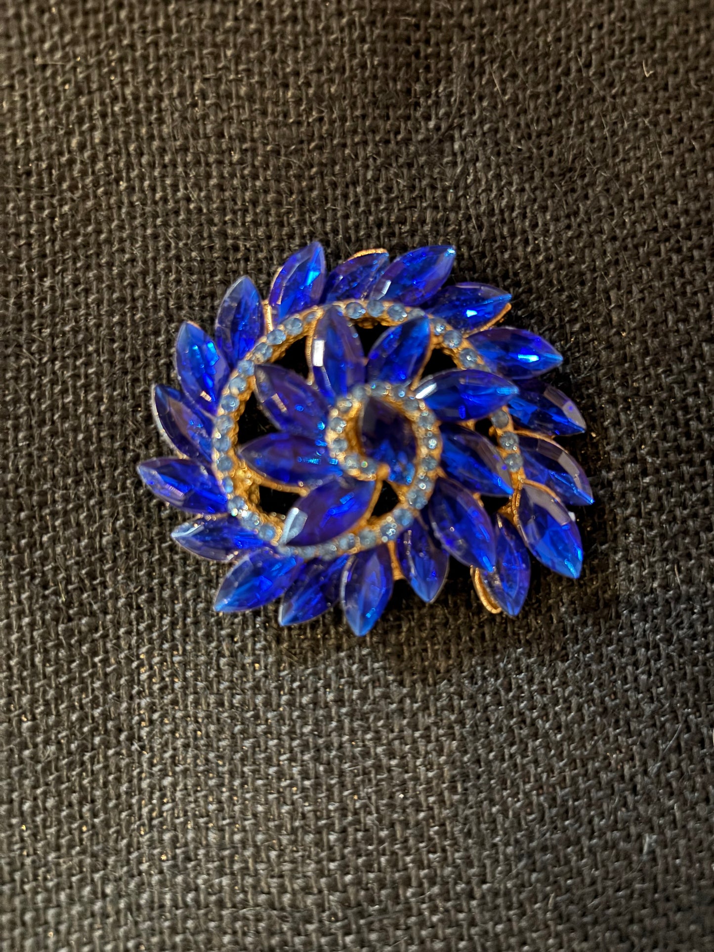 Cobalt Blue Floral Wreath Brooch  1970s