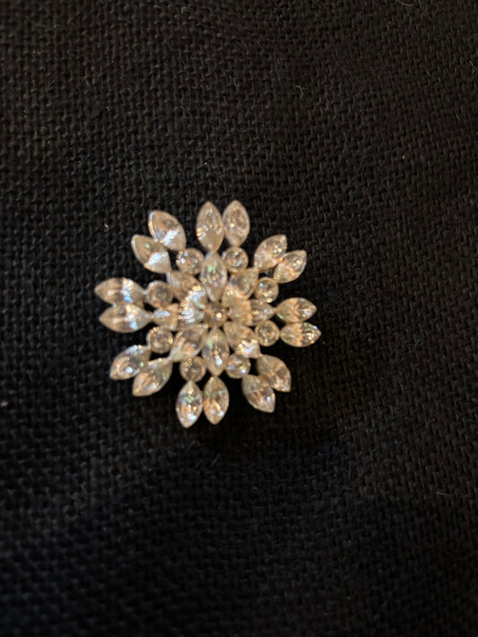 Vintage Sparkling Nevette Brooch
