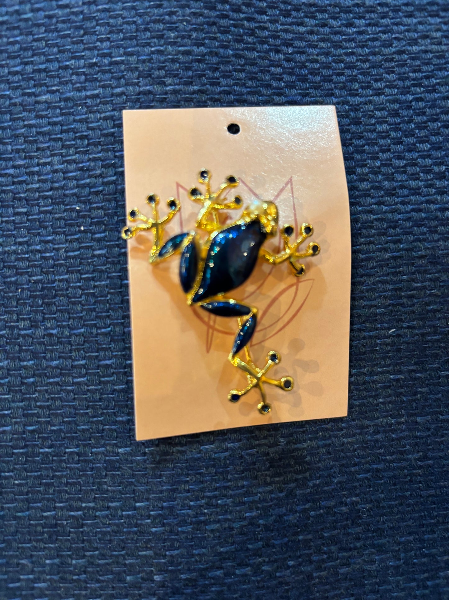 Tree Frog Enamel Brooch
