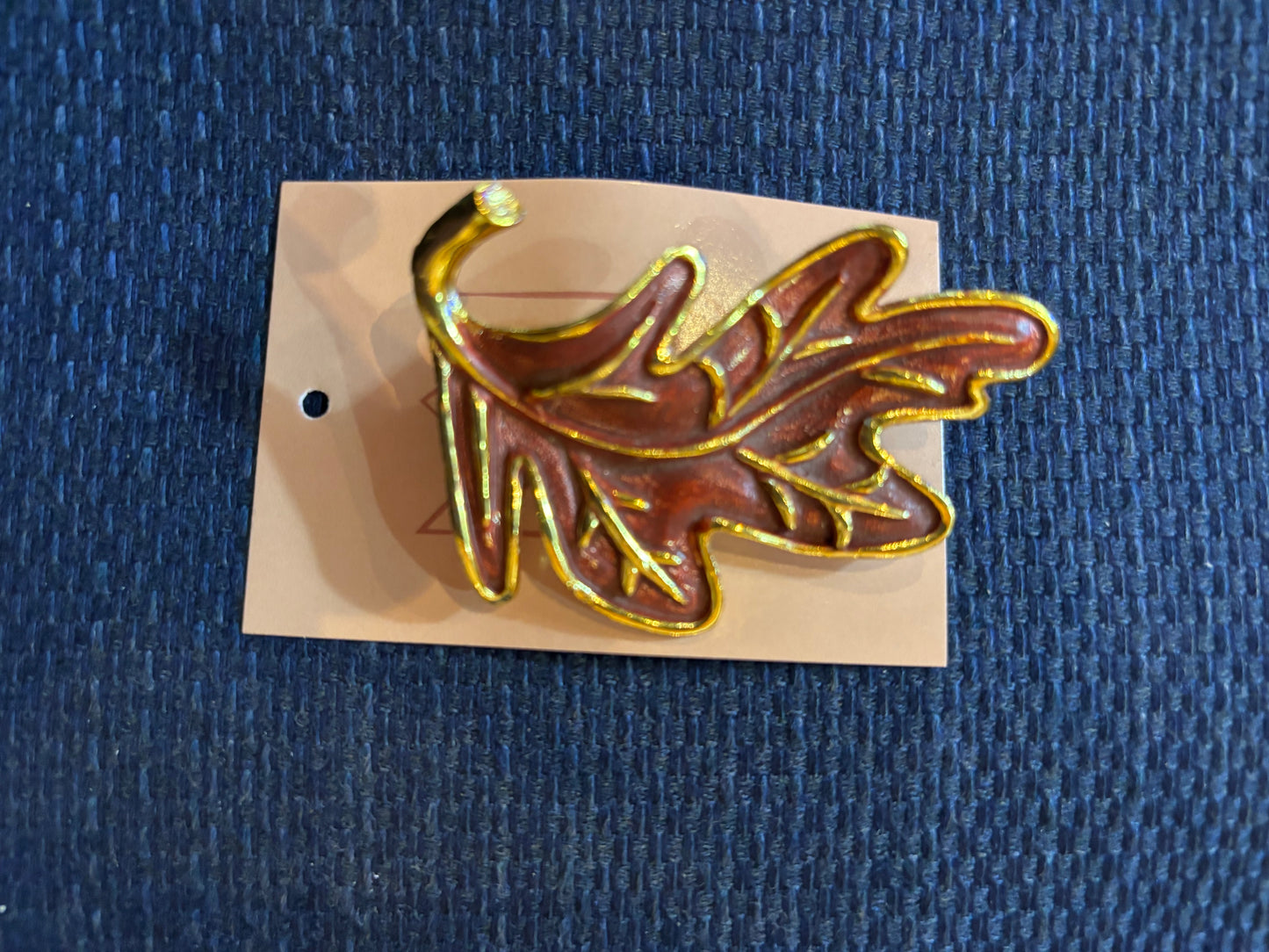 Vintage Oak Brooch 1960s-1980s