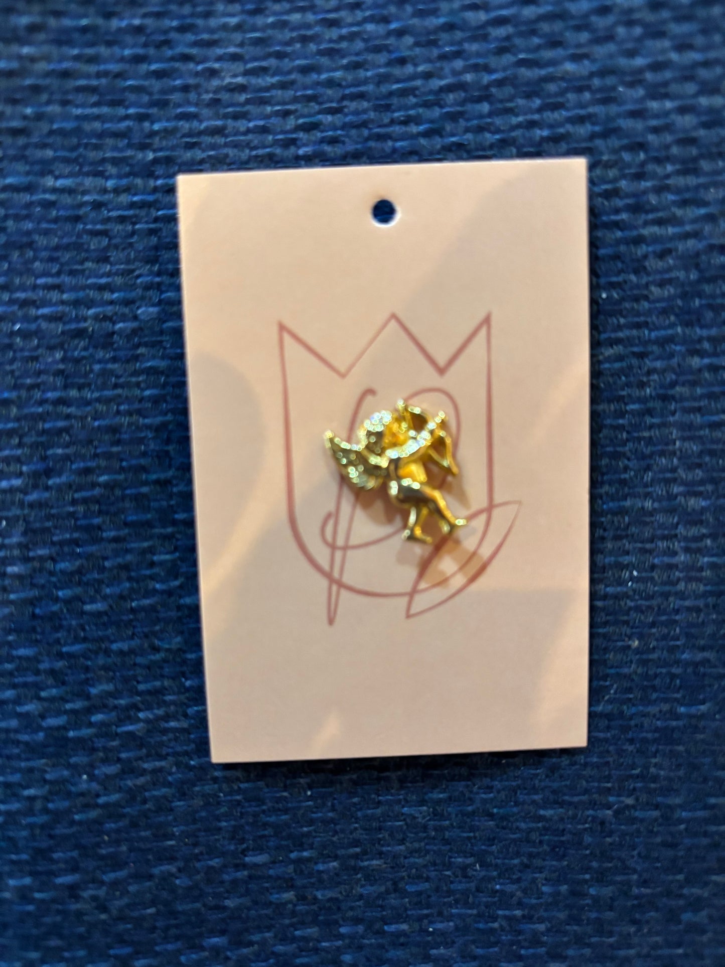 Small flying Cherub Pin