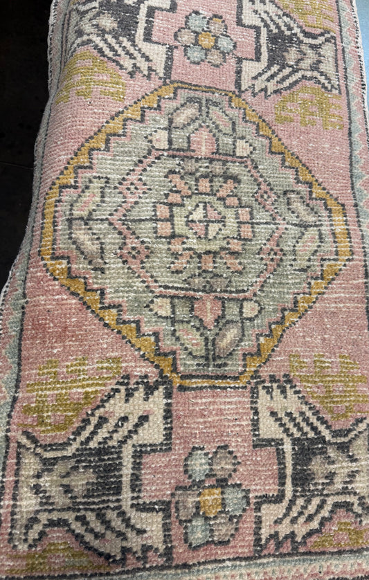 ANTIQUE TURKISH RUG
