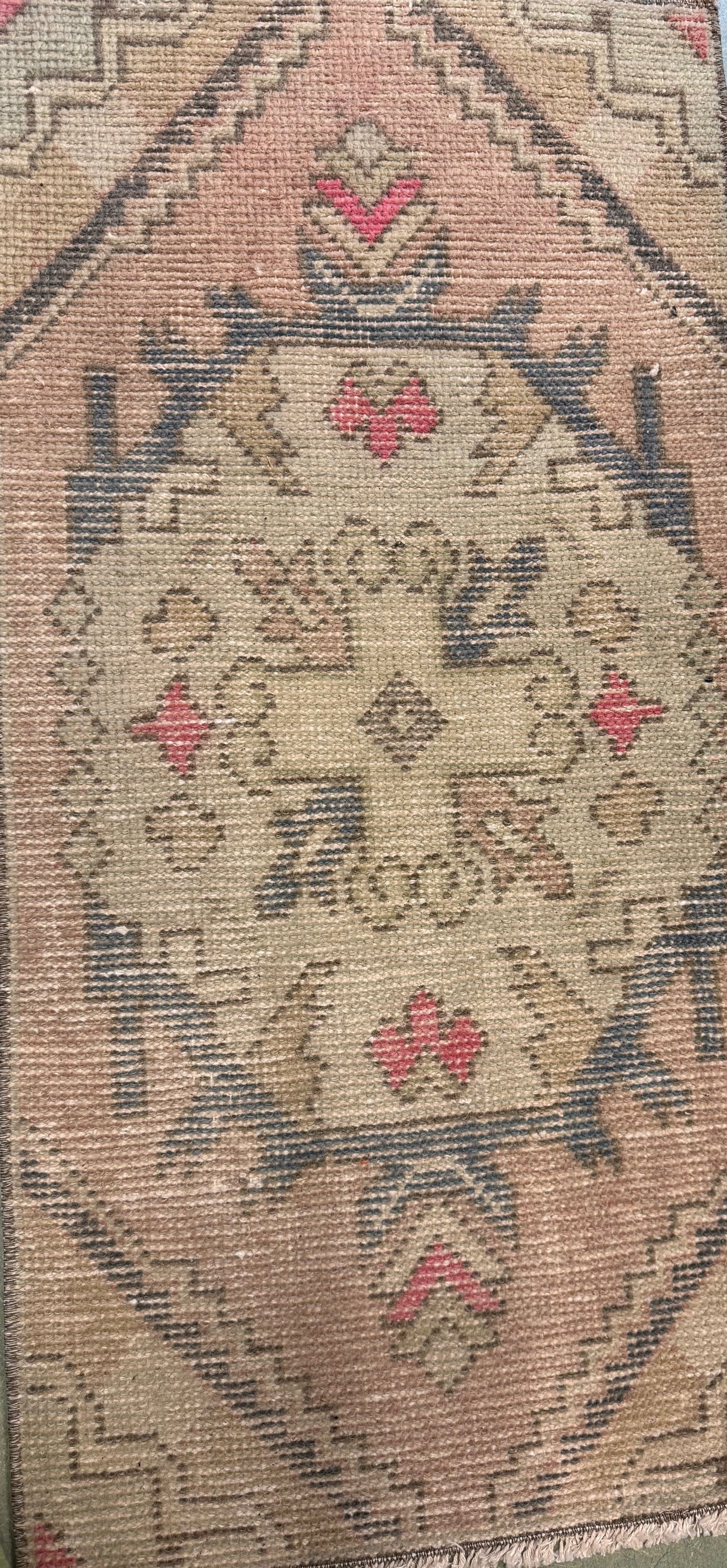 ANTIQUE TURKISH RUG